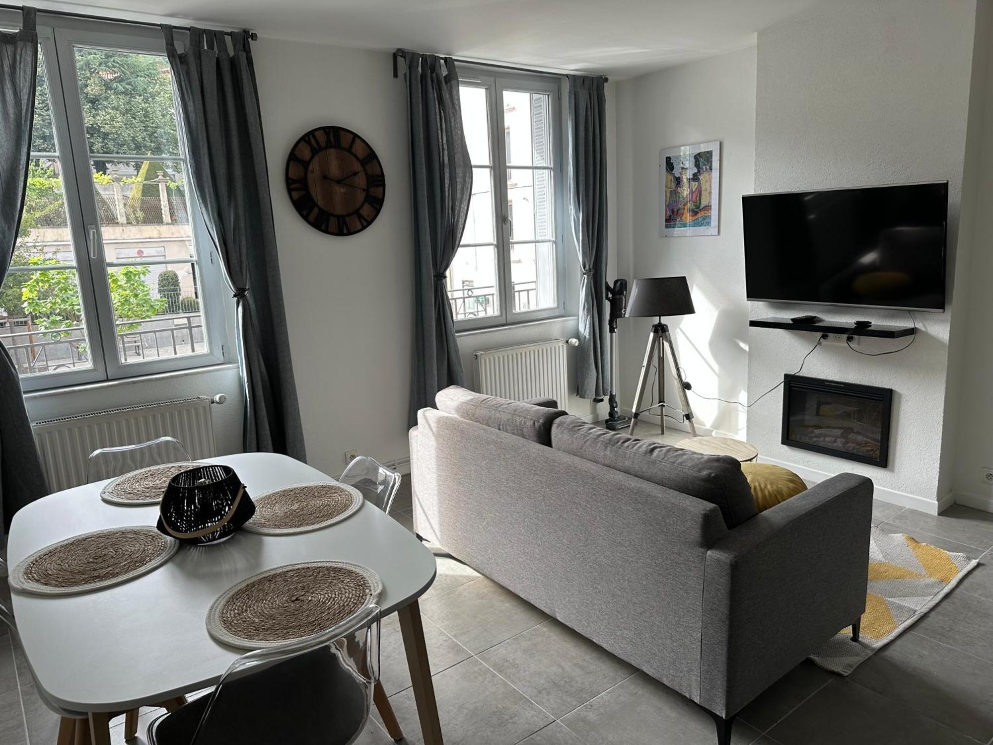 Appartement Avec Terrasse Au Puy Le Puy-en-Velay 외부 사진